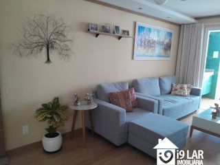 ? Amplitude e Versatilidade à Beira do Mar – Apartamento 2/4 no Edf. Evolution, Armação.