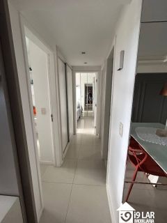 Oportunidade na Vila Laura: Apartamento de 3/4 com Suíte e 2 Vagas Soltas no Vila Imperial
