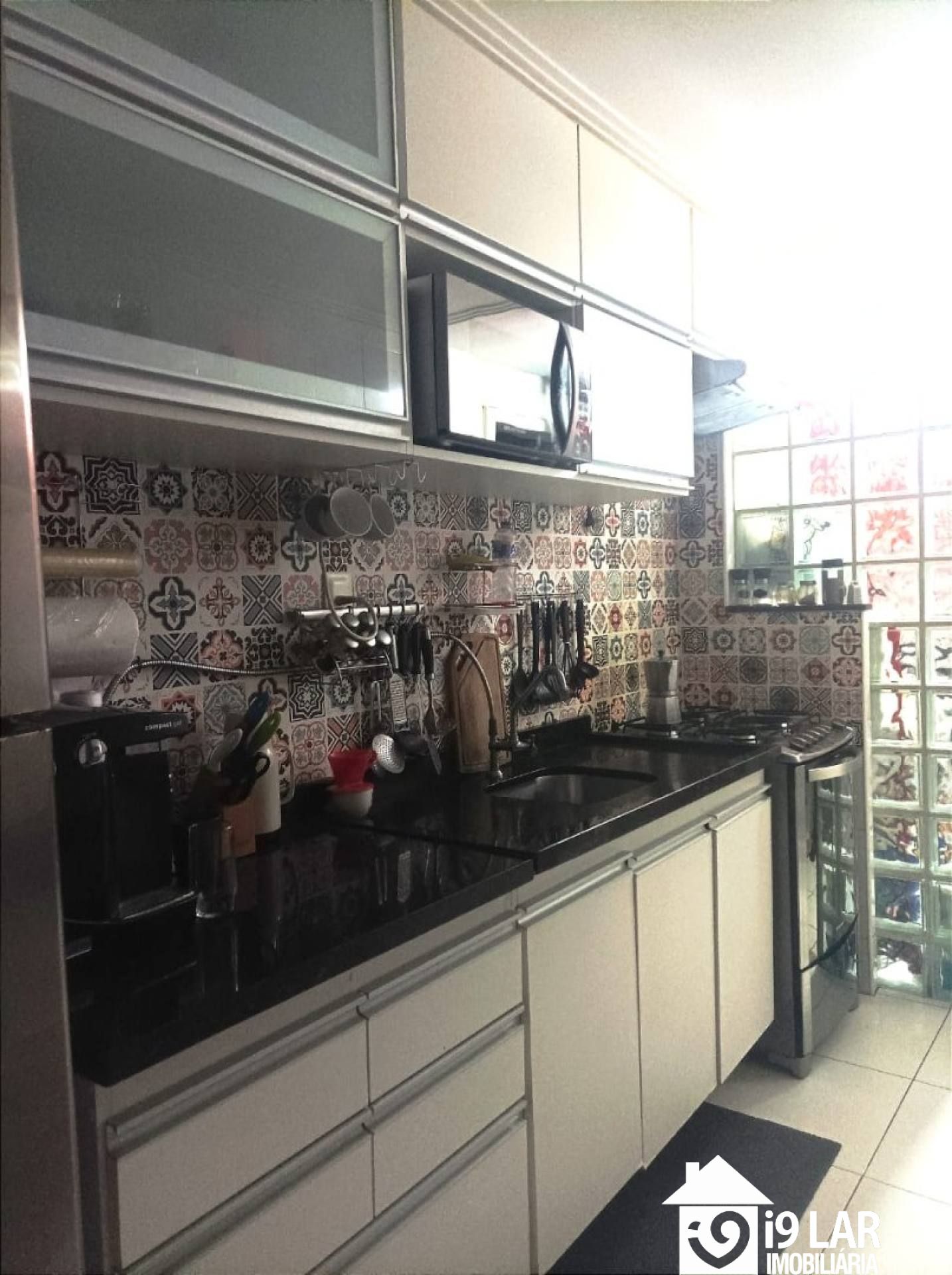 Lazer de Clube na Paralela: Seu Novo 3/4 com Suíte e 2 Vagas no Vila Allegro