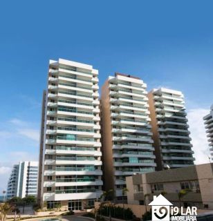 Viva em um Resort em Armação: Apto 3/4 com Suíte, 113m² e 3 Vagas de Garagem Soltas!