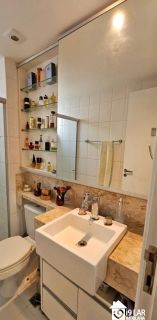 Refúgio no Imbuí: Apartamento Nascente de 3/4 com Suíte em Rua Sem Saída