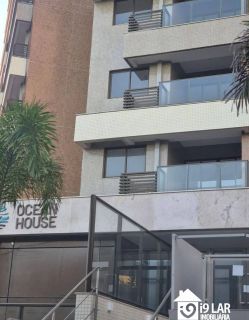 Viva com Vista Privilegiada em Jaguaribe: Apartamento em Andar Alto no Ocean House