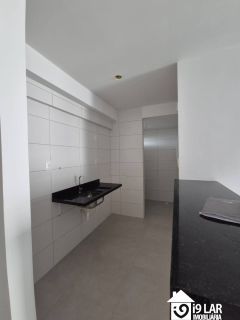 Viva com Vista Privilegiada em Jaguaribe: Apartamento em Andar Alto no Ocean House