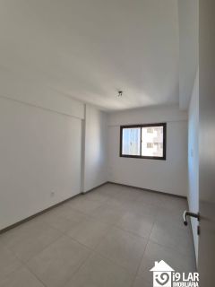 Viva com Vista Privilegiada em Jaguaribe: Apartamento em Andar Alto no Ocean House