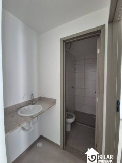 Viva com Vista Privilegiada em Jaguaribe: Apartamento em Andar Alto no Ocean House