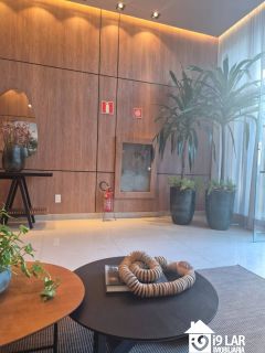 Viva com Vista Privilegiada em Jaguaribe: Apartamento em Andar Alto no Ocean House