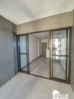 Viva com Vista Privilegiada em Jaguaribe: Apartamento em Andar Alto no Ocean House