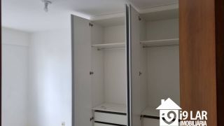 Conforto e Praticidade em Alphaville 1: Apartamento Nascente com Suíte e Estrutura Completa de Lazer.
