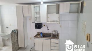 Conforto e Praticidade em Alphaville 1: Apartamento Nascente com Suíte e Estrutura Completa de Lazer.