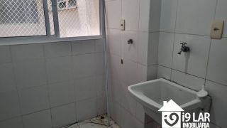 Conforto e Praticidade em Alphaville 1: Apartamento Nascente com Suíte e Estrutura Completa de Lazer.