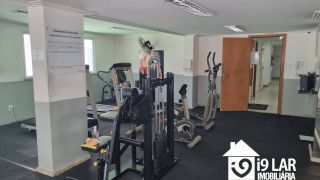 Conforto e Praticidade em Alphaville 1: Apartamento Nascente com Suíte e Estrutura Completa de Lazer.