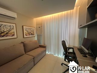 Luxo e Espaço no Alphaville 2: Casa Novíssima com 4 Suítes, 500m², Energia Solar e 7 Vagas