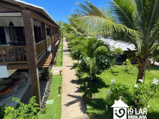 Duplex Pé na Areia no Mamont — 3 Suítes, Vista Mar e Infraestrutura Resort.