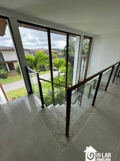 Sofisticação e Lazer em Praia do Forte: Casa de 5 Suítes com Piscina Espetacular no Ilha dos Pássaros