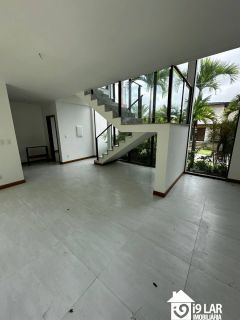 Sofisticação e Lazer em Praia do Forte: Casa de 5 Suítes com Piscina Espetacular no Ilha dos Pássaros
