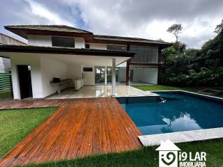 Sofisticação e Lazer em Praia do Forte: Casa de 5 Suítes com Piscina Espetacular no Ilha dos Pássaros