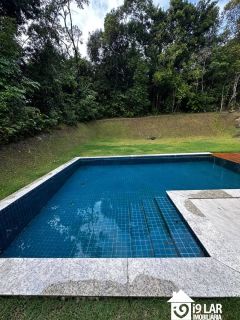 Sofisticação e Lazer em Praia do Forte: Casa de 5 Suítes com Piscina Espetacular no Ilha dos Pássaros