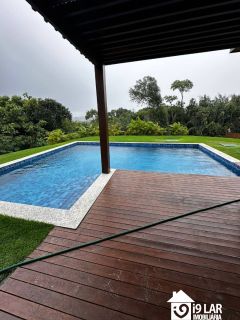 Luxo e Amplitude em Praia do Forte: Casa de 5 Suítes com 402m² no Exclusivo Ilha dos Pássaros