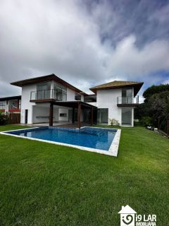 Luxo e Amplitude em Praia do Forte: Casa de 5 Suítes com 402m² no Exclusivo Ilha dos Pássaros