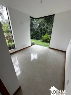 Luxo e Amplitude em Praia do Forte: Casa de 5 Suítes com 402m² no Exclusivo Ilha dos Pássaros