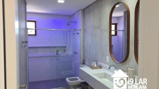 Refúgio de Luxo em Praia do Forte: Casa Design com 6 Suítes, Piscina de 65m² e Privacidade Absoluta