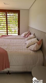 Refúgio de Luxo em Praia do Forte: Casa Design com 6 Suítes, Piscina de 65m² e Privacidade Absoluta