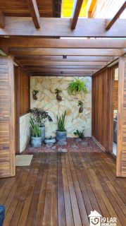 Refúgio de Luxo em Praia do Forte: Casa Design com 6 Suítes, Piscina de 65m² e Privacidade Absoluta