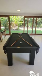 Refúgio de Luxo em Praia do Forte: Casa Design com 6 Suítes, Piscina de 65m² e Privacidade Absoluta