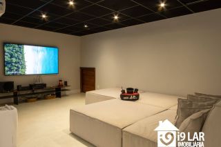 Refúgio de Luxo em Praia do Forte: Casa Design com 6 Suítes, Piscina de 65m² e Privacidade Absoluta