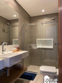 Seu Paraíso Particular em Praia do Forte: Casa Mobiliada e Decorada com 6 Suítes no Condomínio Piscinas Naturais