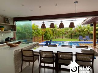 Seu Paraíso Particular em Praia do Forte: Casa Mobiliada e Decorada com 6 Suítes no Condomínio Piscinas Naturais