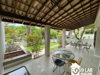 Design e Amplitude no Itaigara: Casa Duplex com Pé Direito Duplo e 3 Suítes Imensas