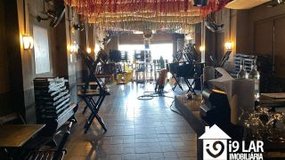 Oportunidade para Investidores no Rio Vermelho: Vista Mar Permanente e Renda Imediata