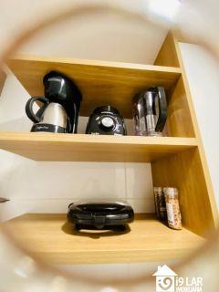 Invista ou More na Barra: 1/4 Porteira Fechada no Edf. 535 Barra com Alto Potencial de Renda