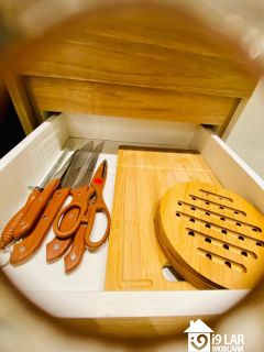 Invista ou More na Barra: 1/4 Porteira Fechada no Edf. 535 Barra com Alto Potencial de Renda