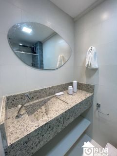 Invista a 50m do Mar em Itapuã: Studio Rentabilizado com Airbnb Superhost e Vista Panorâmica