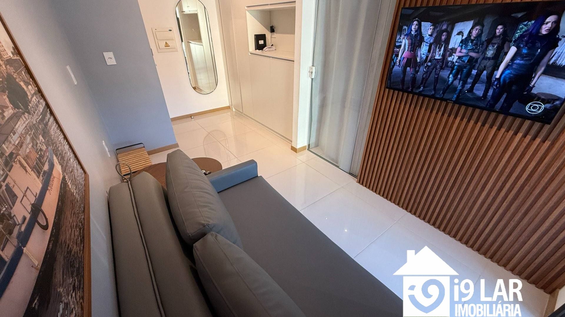 Pronto para Morar ou Investir em Ondina: 1/4 Mobiliado no House Ondina com Varanda Gourmet