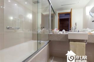 Oportunidade no Rio Vermelho: 1/4 Porteira Fechada no Pestana Lodge com Estrutura Completa