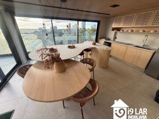 Studio Frente ao Morro do Cristo: 1/4 no Spot Barra com Vista e Projeto Sustentável