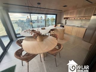 Studio Frente ao Morro do Cristo: 1/4 no Spot Barra com Vista e Projeto Sustentável