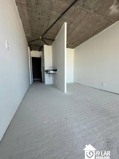 Oportunidade em Armação: Studios Mobiliados no Art Studio Open Spaces em Andar Alto