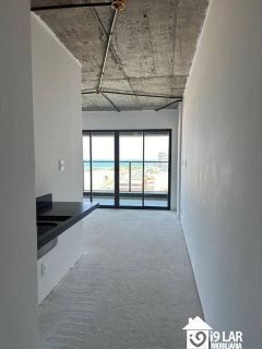 Oportunidade em Armação: Studios Mobiliados no Art Studio Open Spaces em Andar Alto