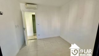 Conforto na Barra: 2/4 com Suíte, 2 Vagas e Infraestrutura