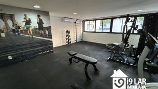 Conforto na Barra: 2/4 com Suíte, 2 Vagas e Infraestrutura