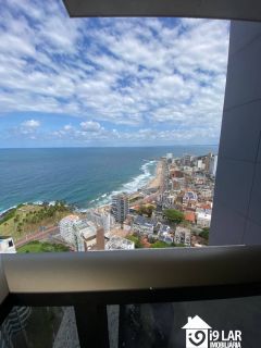 Alto Luxo na Barra: 4 Suítes, 210m² e Vista Privilegiada no Morro Ipiranga