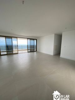 Alto Luxo na Barra: 4 Suítes, 210m² e Vista Privilegiada no Morro Ipiranga