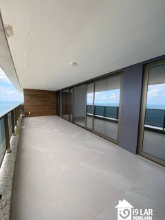 Alto Luxo na Barra: 4 Suítes, 210m² e Vista Privilegiada no Morro Ipiranga