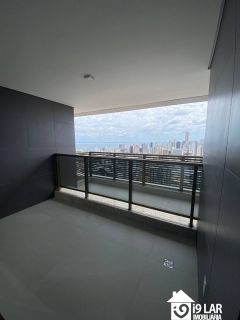 Alto Luxo na Barra: 4 Suítes, 210m² e Vista Privilegiada no Morro Ipiranga