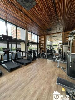 Apartamento 2 suítes na Barra com vista mar, andar alto e 2 vagas no Signature