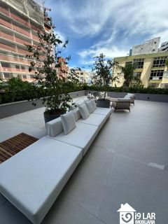 Apartamento 2 suítes na Barra com vista mar, andar alto e 2 vagas no Signature